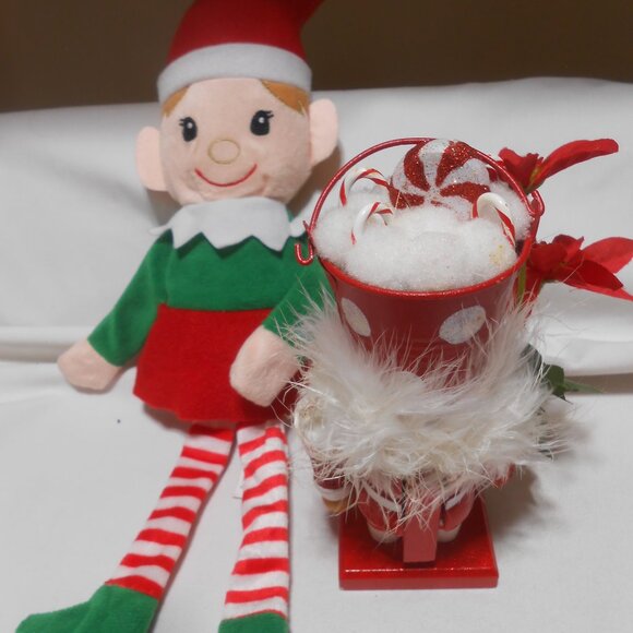 VTG WOODEN NUTCRACKER & PLUSH ELF ON THE SHELF DOLL GREENBRIER BRAND CHRISTMAS - Picture 2 of 9